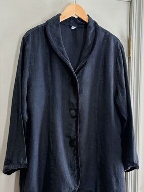 LIV Black Button-Front Linen Jacket w Velvet Trim